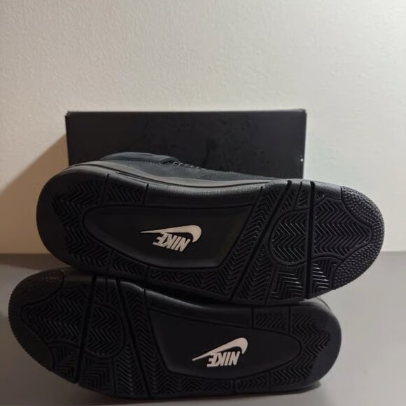 Air Jordan 4 Black Cat 2025 - Picture 5 of 5